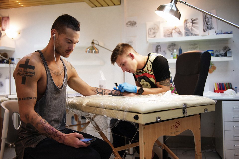Раскрываем тайны студии татуировки