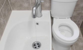 Razones por las que los lavabos y los inodoros drenan lentamente: cómo entender, diagnosticar y arreglar el problema